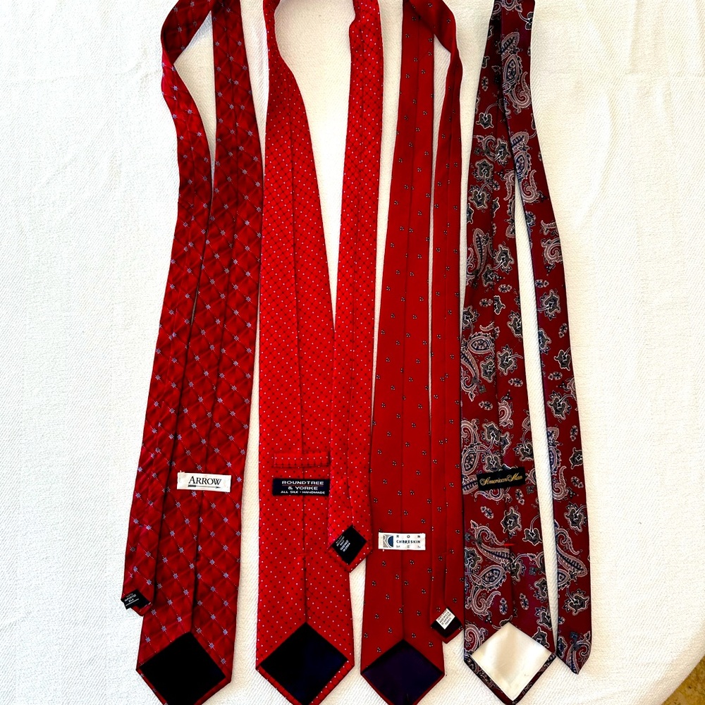 3 Vintage Men’s Ties. Lot of 3 you get all for the price. 100% silk